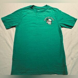 🛍️ Unisex “Happy go lucky” Green tshirt size 6/7, school, St Patrick’s Day
